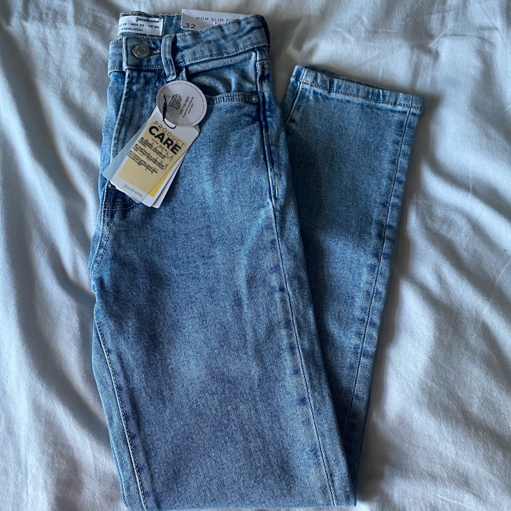 Stradivarius Blue Cropped Jeans